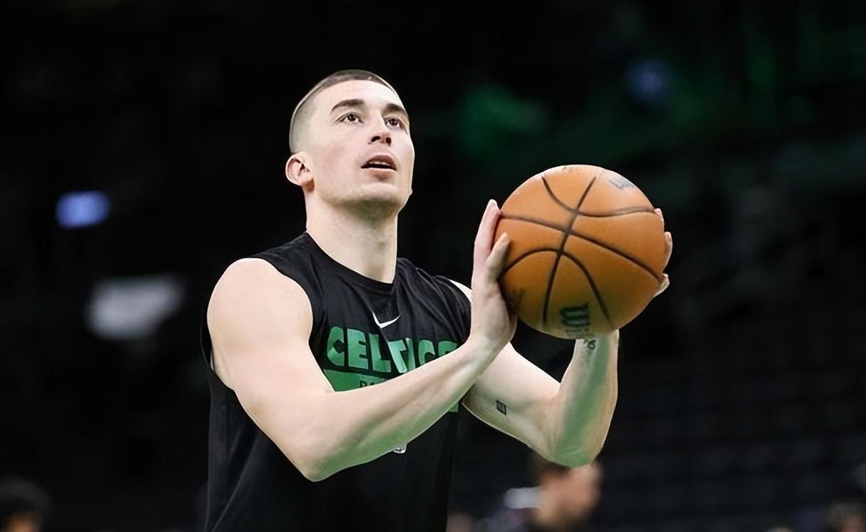 开云-包含活塞队主帅签下新合同球队未来充满期待的词条